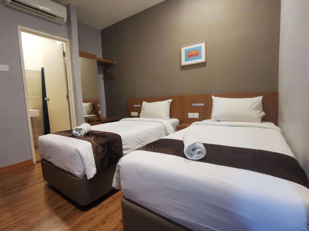 Hotel Zamburger Second Link Johor Bahru Kültér fotó